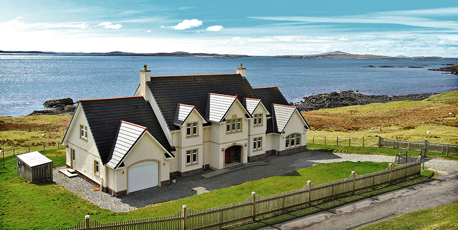 Sranndabhal B&B, a cosy house by the sea, set against the stunning backdrop of the sounds of Harris in Leverburgh, Isle of Harris.